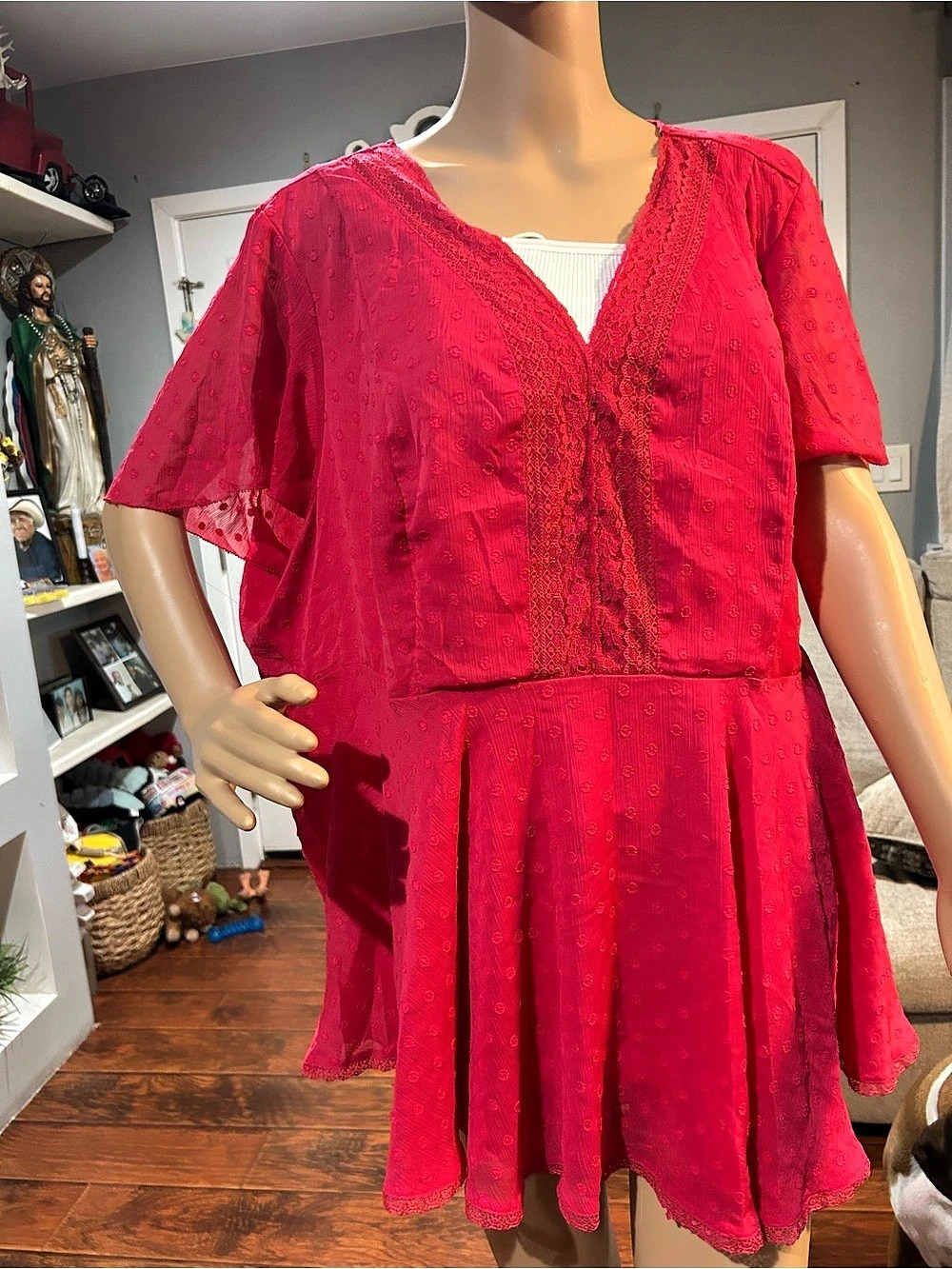 Torrid Short Sleeve Blouse in Pink Size 3 Like New